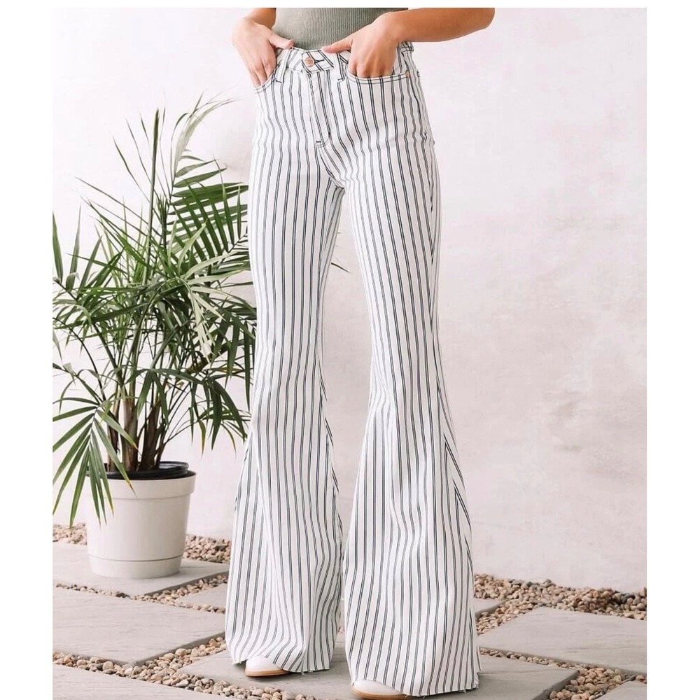NWT Judy Blue High Waist White Pin Stripe Super Flare Jeans JB88231 16W NEW